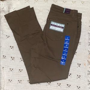 Straight leg mid-rise jeans